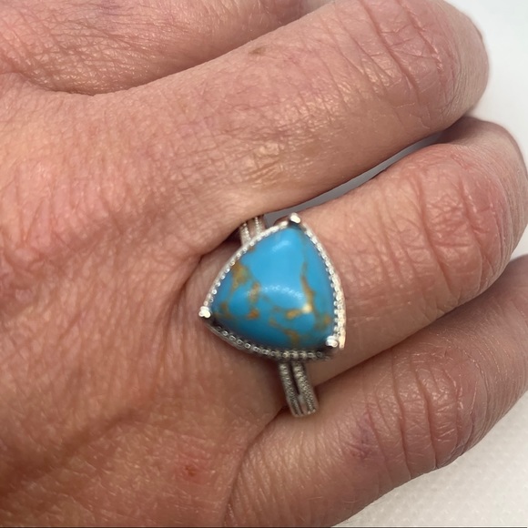 Mojave Blue Turquoise Ring in Platinum Bond Brass - Picture 6 of 8